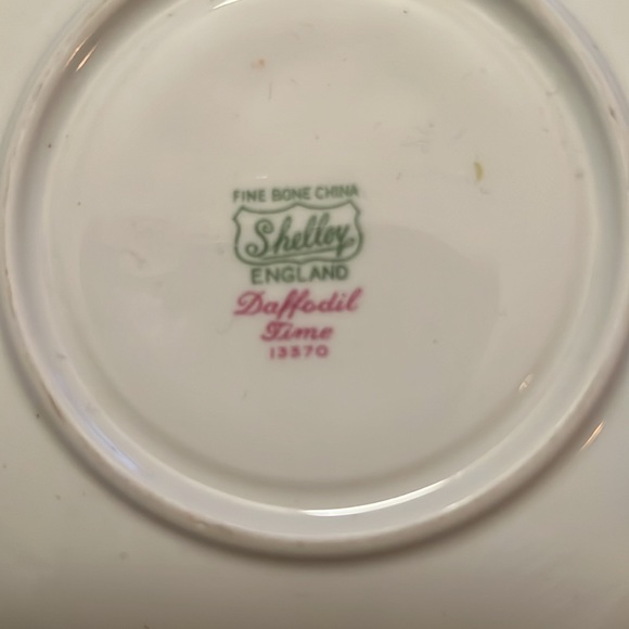 Vintage tea saucer - Picture 12 of 12